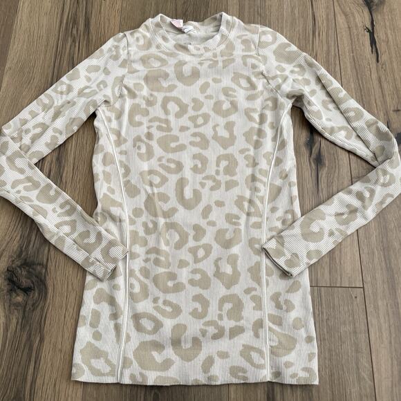 Sweaty Betty White Cream Glisten Seamless Long Sleeve Top Size UK XS US 4 - Picture 12 of 16